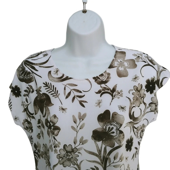 Classic Edition Floral Top Monochromatic S - Picture 2 of 7
